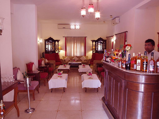 bar